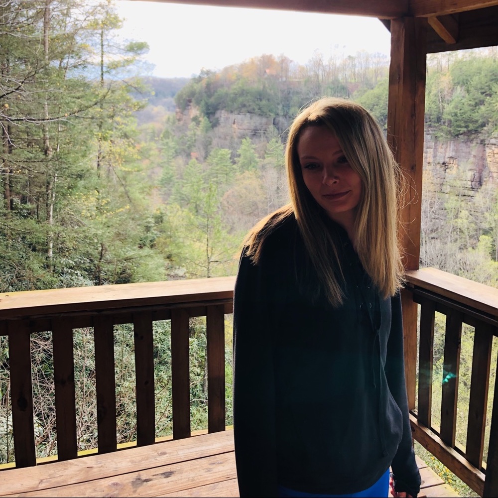 Meet your Posher, Brittany